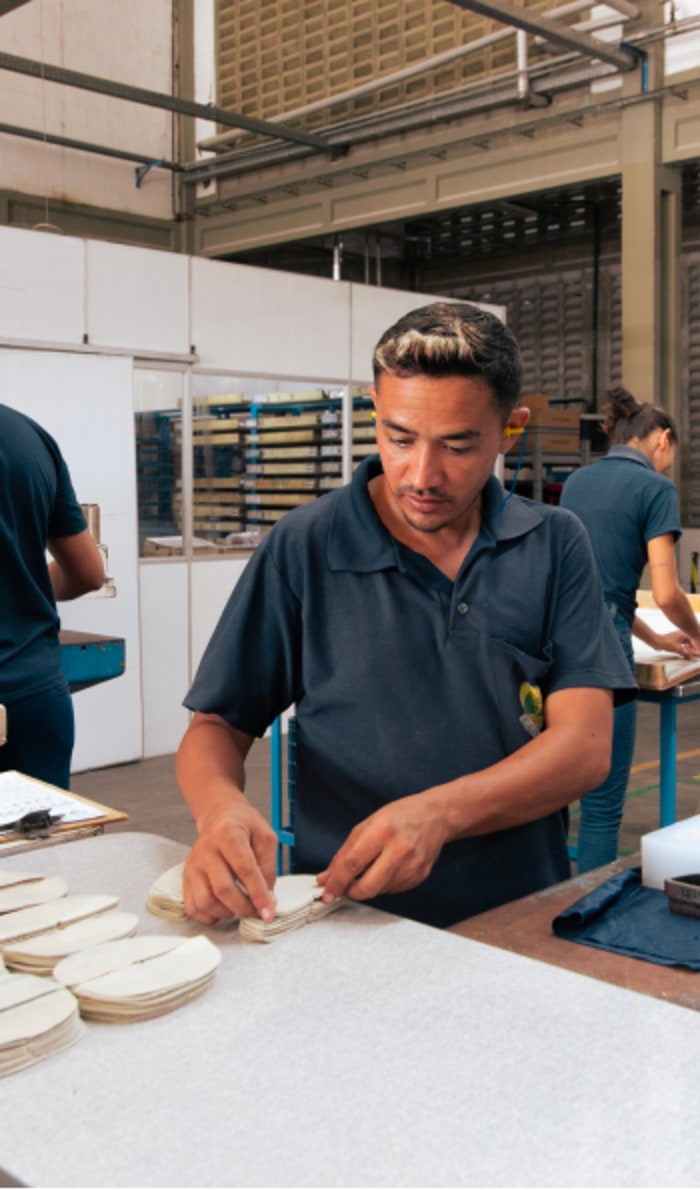 VEJA – Official Website | Sneakers for Men, Women, and Kids